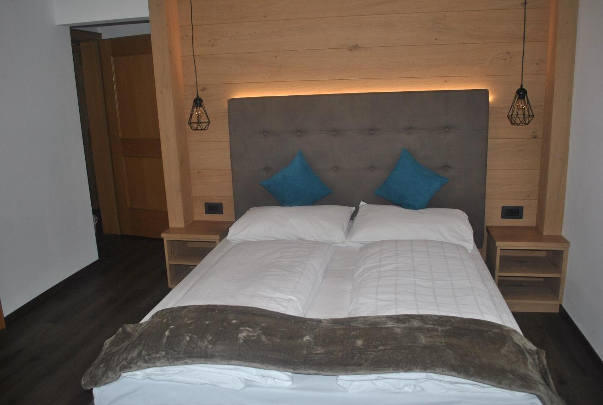 Hotel Garni Walter Ortisei Esterno foto