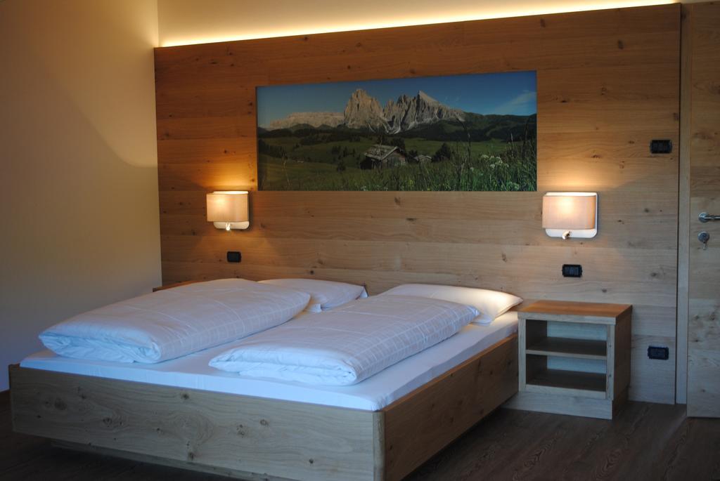 Hotel Garni Walter Ortisei Esterno foto