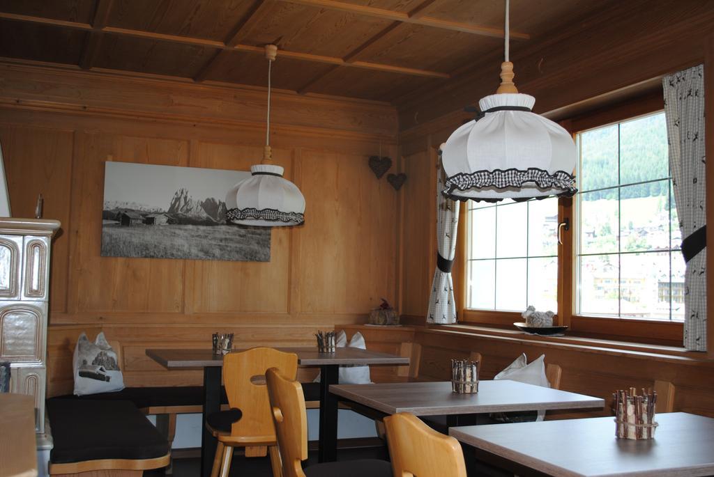 Hotel Garni Walter Ortisei Esterno foto