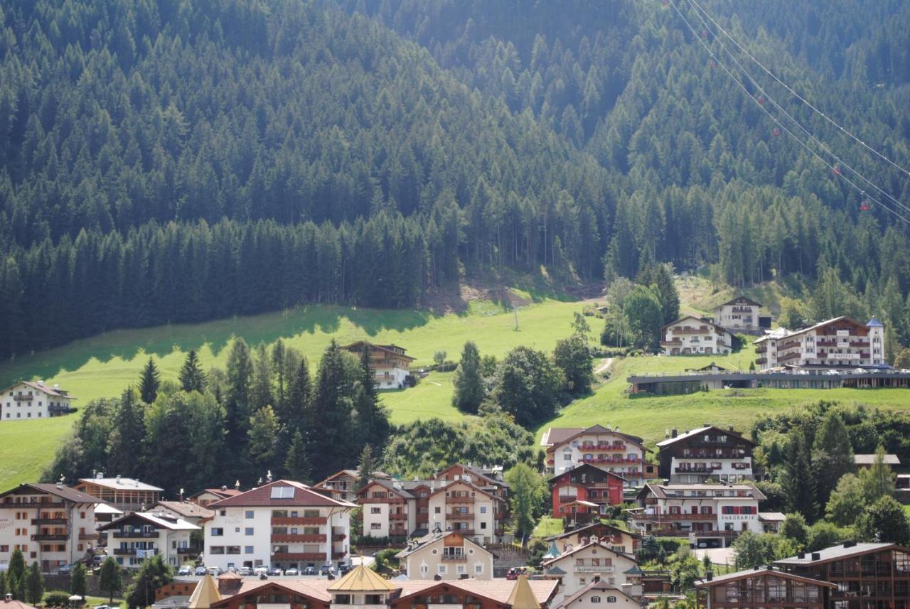 Hotel Garni Walter Ortisei Esterno foto