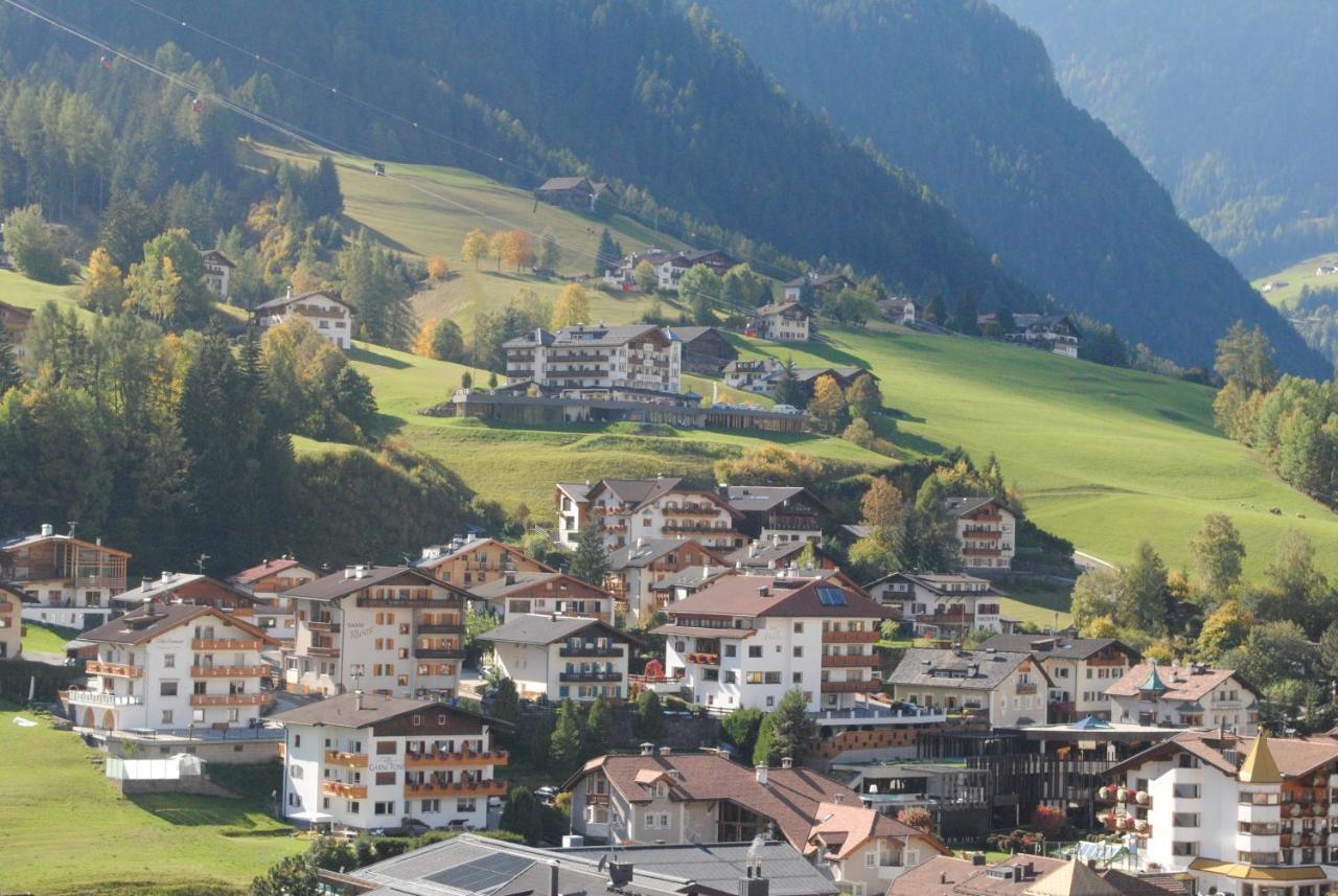 Hotel Garni Walter Ortisei Esterno foto